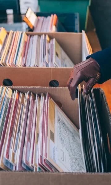 Brocantes De La Cote D'emeraude. Retrouvez l'agenda des brocantes et vide-greniers entre l'Ille et Vilaine et les Côtes d'Armor.