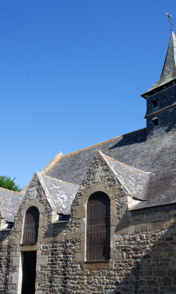 Franck Hamel Saint Lunaire Vieille Eglise classée aux Monuments Historiques qui abrite l'une des plus belles collections de gisants de Bretagne.