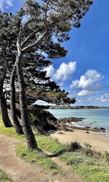 Lancieux et le Tertre Corlieu, une randonnée au grand air à faire le long de la Baie de Beaussais, entre mer et dunes sableuses (c) Charlotte Longépé