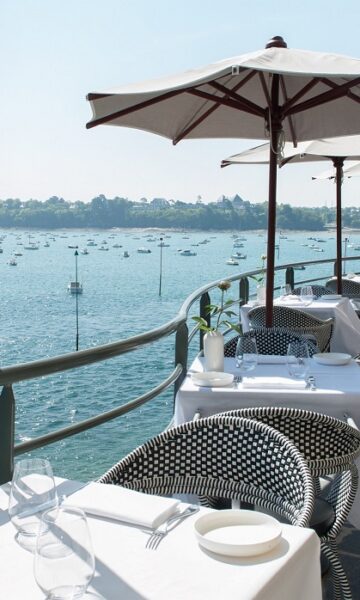 Restaurant Le Pourquoi Pas de l'hôtel Castelbrac. Hôtel 5 éoiles à Dinard, son restaurant a obtenu une étoile au guide Michelin. 
Credit Photo Gilles Trillard