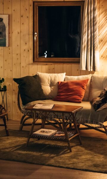 Intérieur cosy des Gîtes Cabanes Boem Pleurtuit Photo French Wanderers