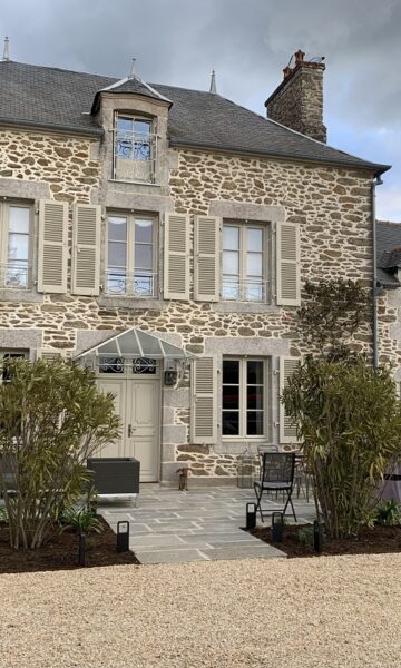 Le Berceul Chambre D'hôtes à La Richardais qui accueille les voyageurs sur les bords de Rance, à deux pas de Dinard et des plages de la Côte d'Émeraude.