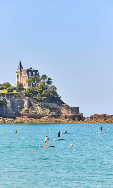 Pointe De La Malouine à Dinard.
Un quartier de Dinard aux villas majestueuses, qui borde